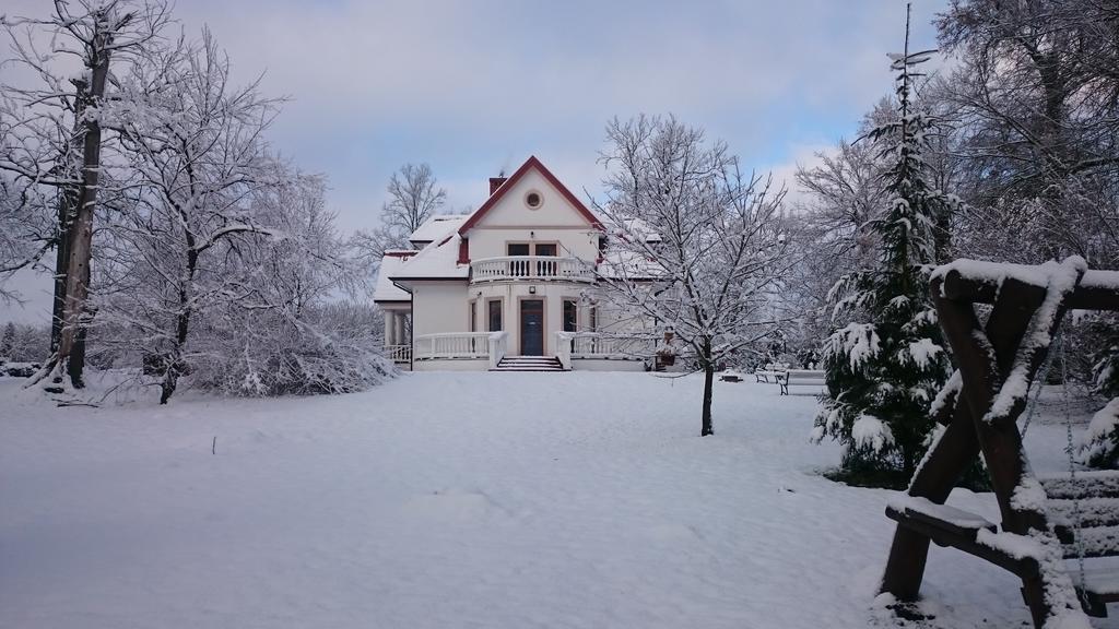 Bed and Breakfast Dwór Osmolice Bialki Dolne Exterior foto